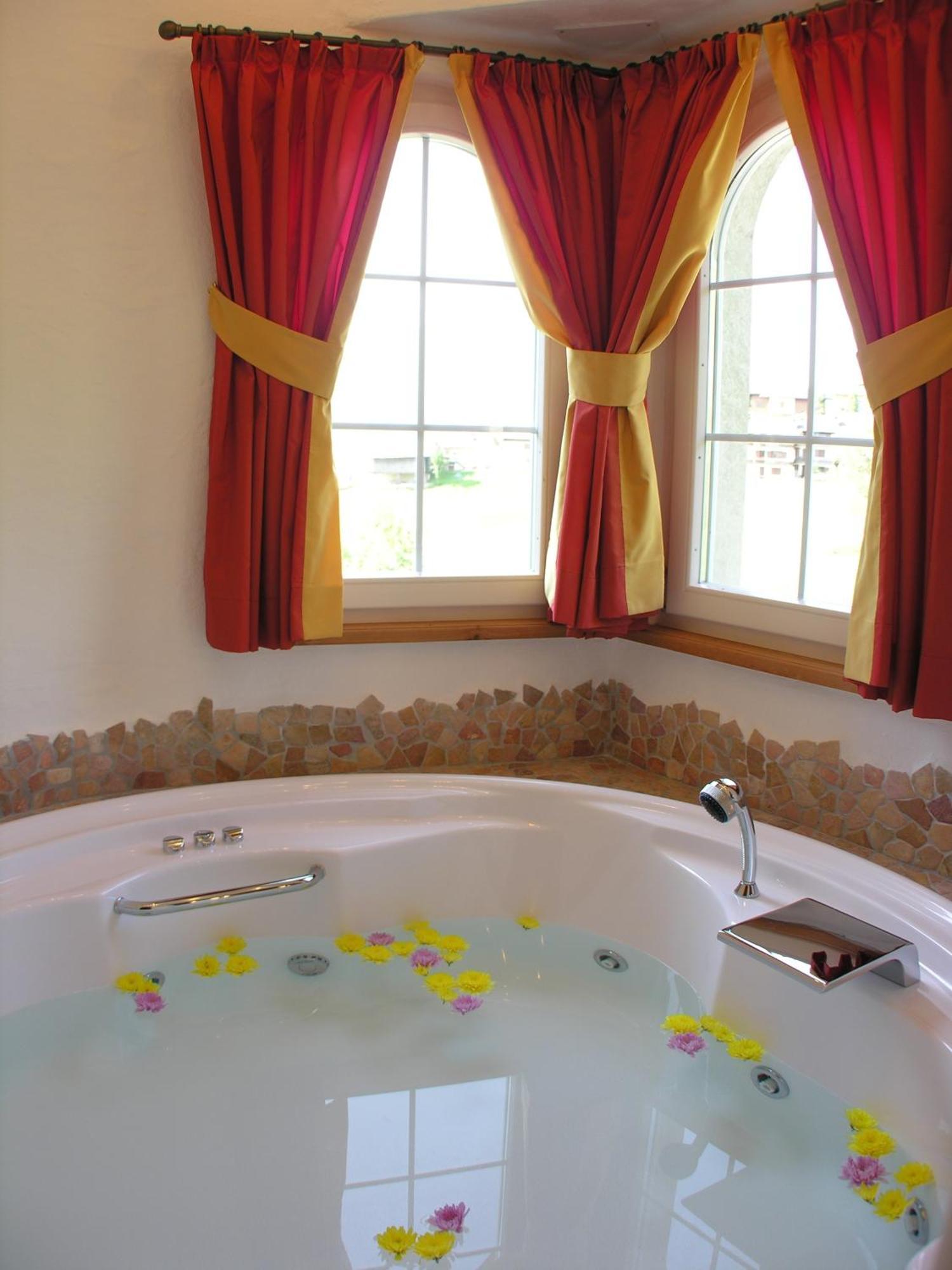 Nature Wellness Hotel Renato Vigo di Fassa Ruang foto